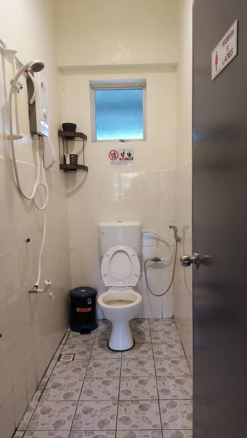 Karya Story Hostel Kudat Extérieur photo